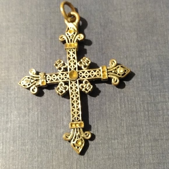 Vintage Costume Jewelry Pendant Lot (#39) - Picture 5 of 5